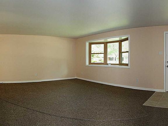 5th image of 1449 Minturn Ln