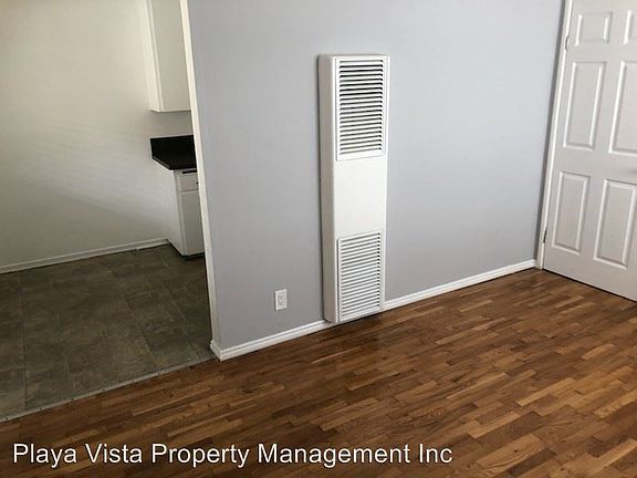 2nd image of 11952 Beatrice St APT 4