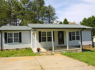 430 Forest Dr, Maiden, NC 28650