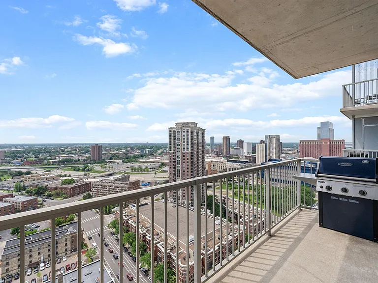 929 Portland Ave #2408 — Photo 7