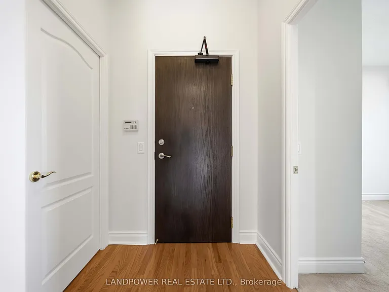 1101 Leslie St #1106 — Photo 7
