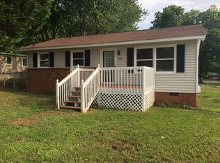 200 Minneola St, Gibsonville, NC 27249