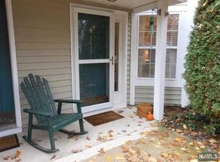 1487 Cornwall Rd, Mahwah, NJ 07430