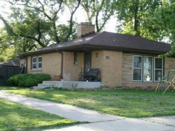 17828 Dekker St, Lansing, IL 60438