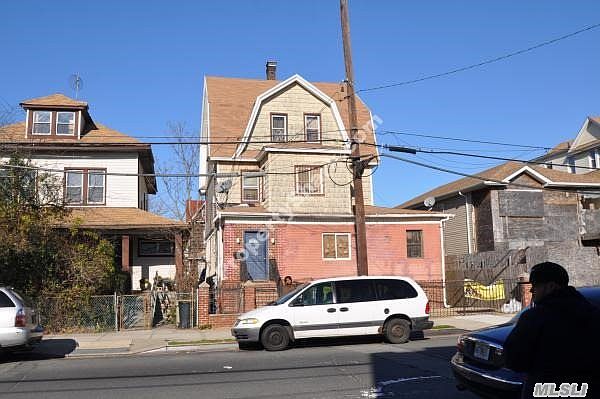 1st image of 6918 Amstel Blvd