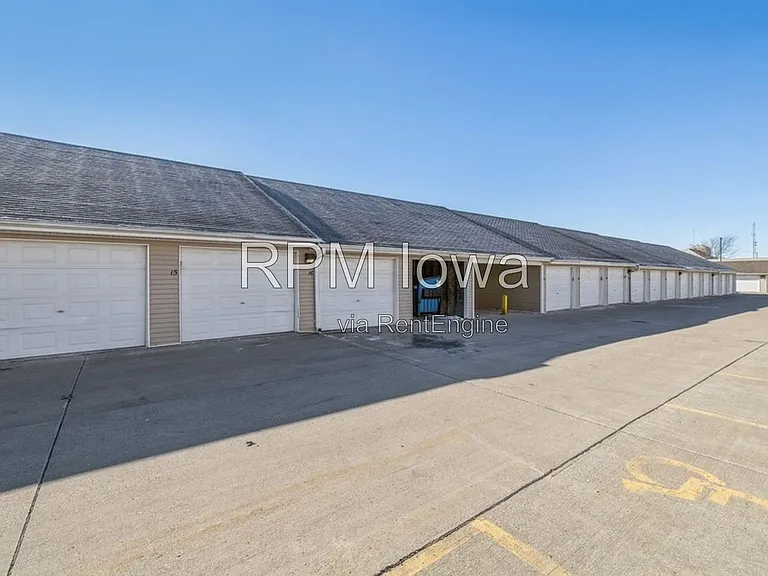 1320 SE Florence Dr #16 — Photo 15