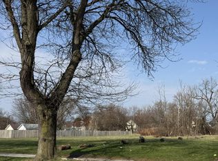 2208 Fulton St, Toledo, OH 43620