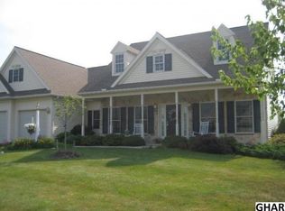 832 Walnut Crest Dr, Lebanon, PA 17046