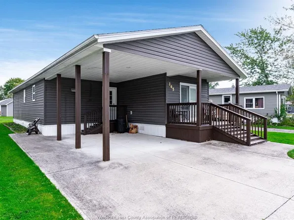 145 Dana Dr, Essex, ON N8M 2A3