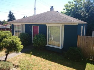 3215 SW Kenyon St, Seattle, WA 98126