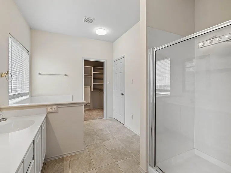 14444 Lilley Brook Cv — Photo 16