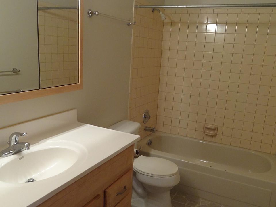 2nd image of 580 Prestonwood Dr