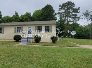 2835 Quincy Dr, Winston Salem, NC 27106