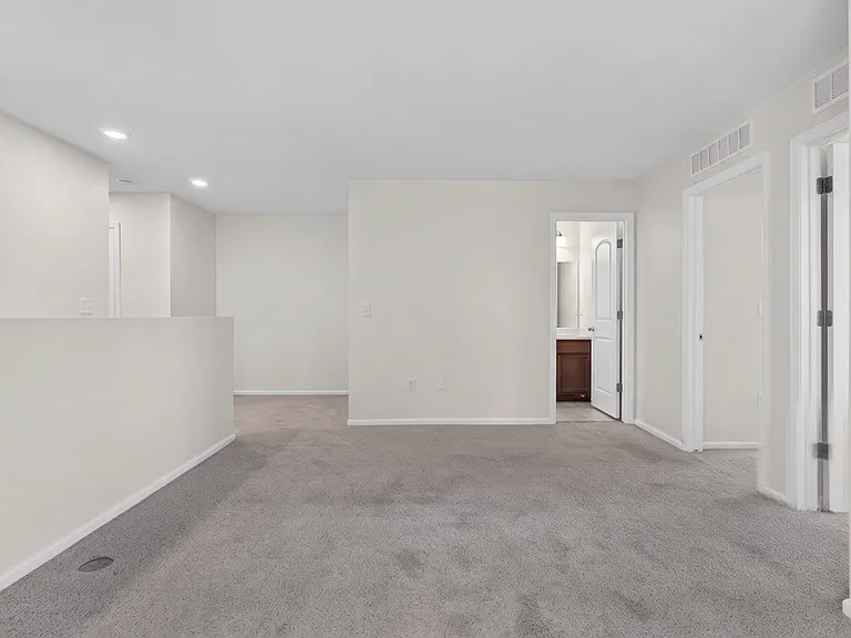 6361 N Malaya St — Photo 11