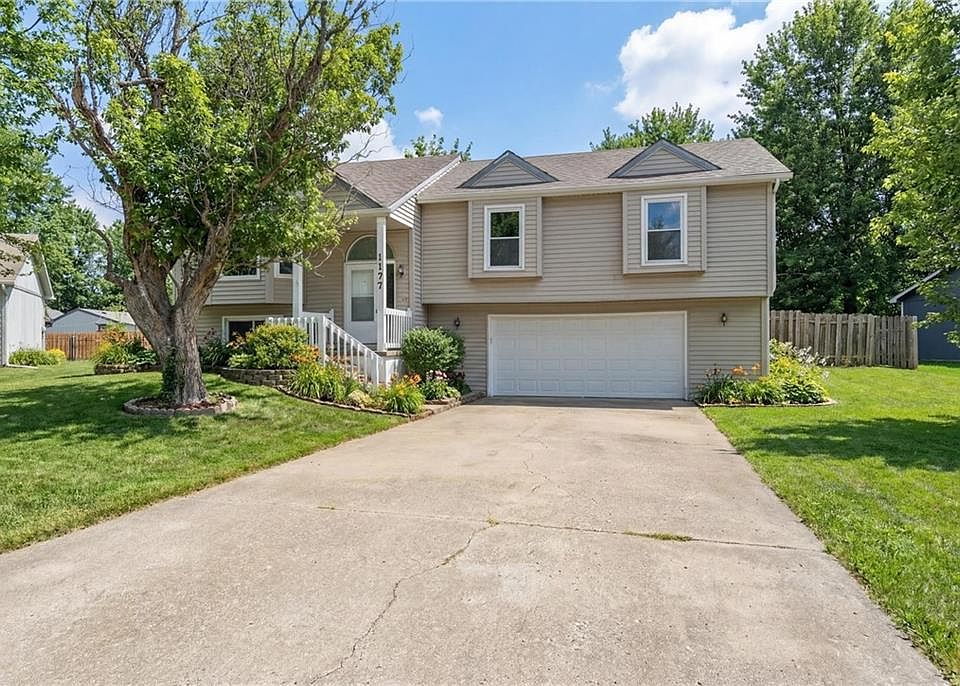 1st image of 1177 Greenwood Park