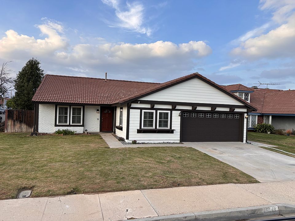 1st image of 25548 Margaret Ave