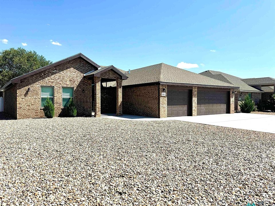 1st image of 2621 Northglen Dr