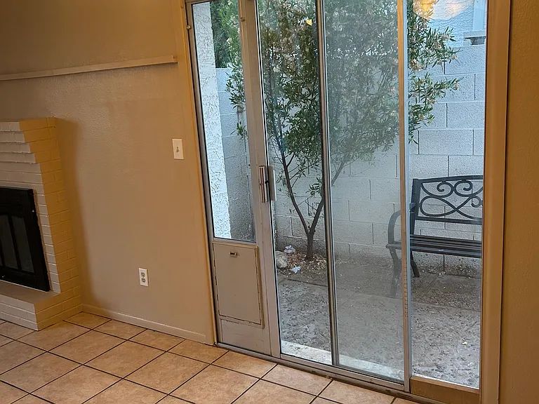 726 E Villa Dr #II — Photo 15