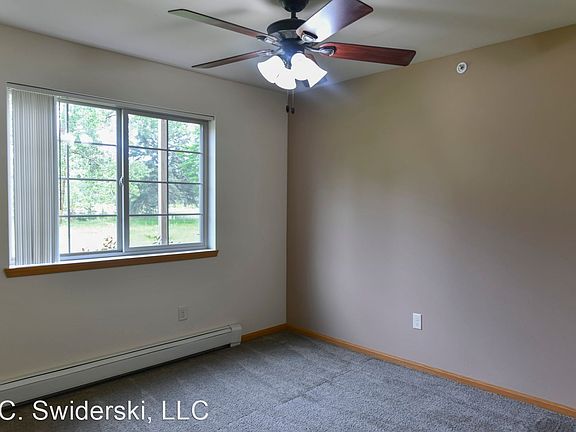 5th image of 940-950 Blue Stone Ln #5