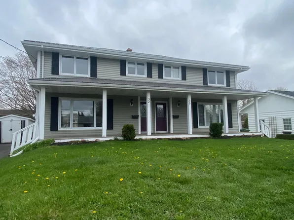 32 Colonel Gray Dr #30, Charlottetown, PE C1A 2S7