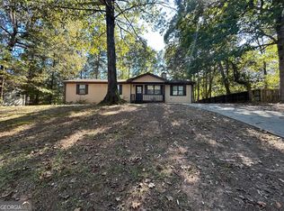 8937 Tweeddale Dr, Winston, GA 30187