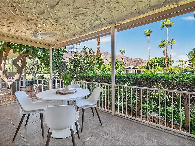 1570 S La Verne Way — Photo 7