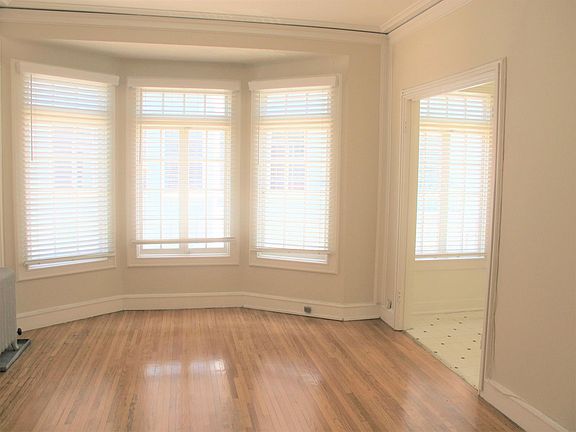 3rd image of 1631 Chestnut St #6