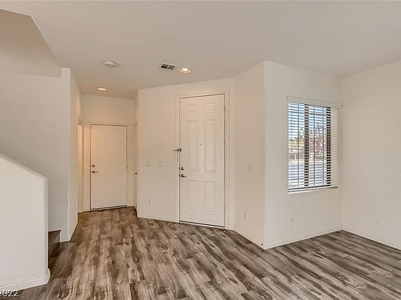 5th image of 5525 Greenley Gardens St
