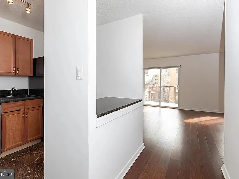 1718 P St NW #611 — Photo 7