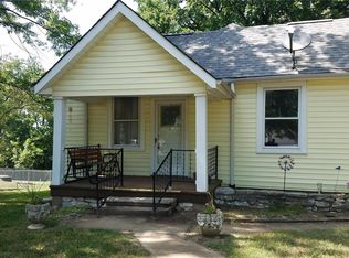 3229 Fee Fee Rd, Bridgeton, MO 63044