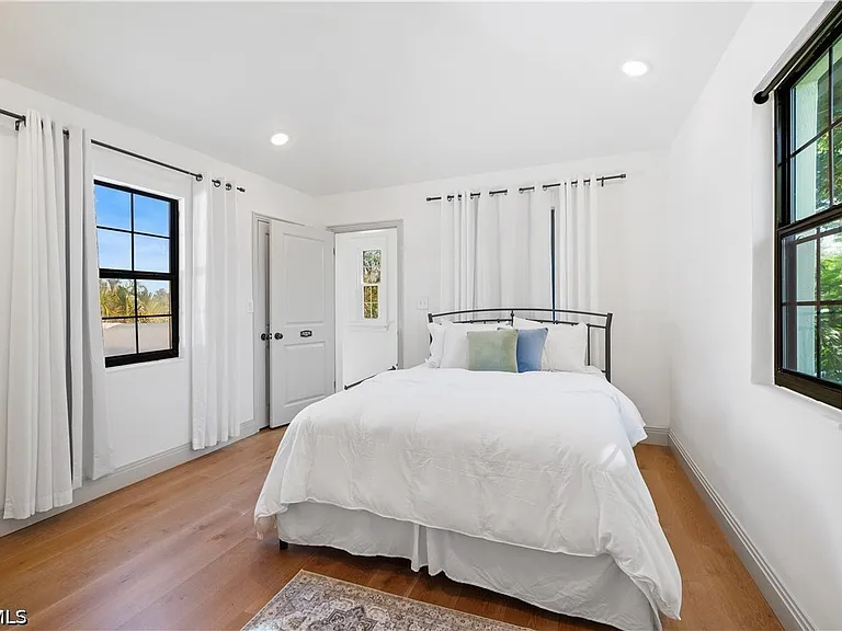 2408 Euclid Ave — Photo 18