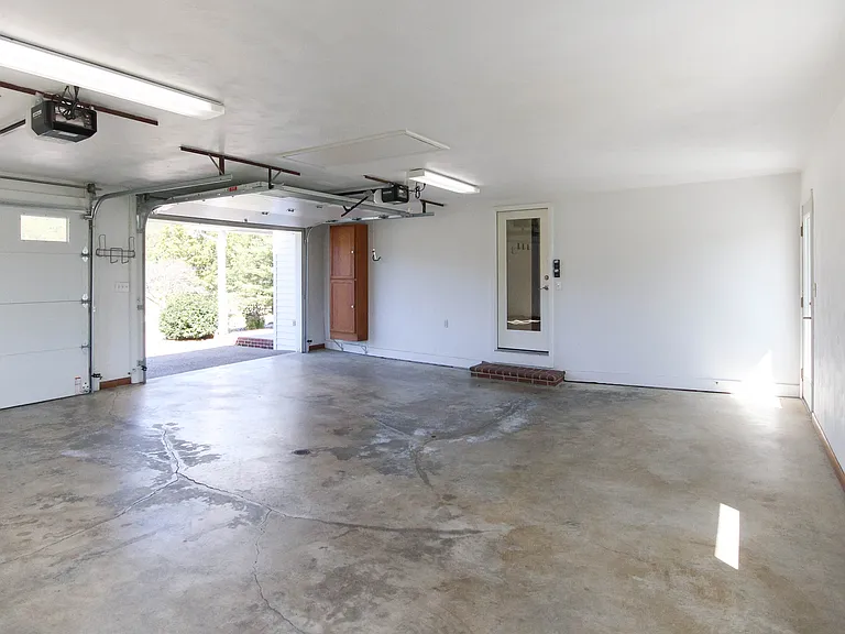 5150 Blacksburg Rd — Photo 29