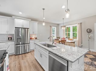 2029 Bost St, Lincolnton, NC 28092