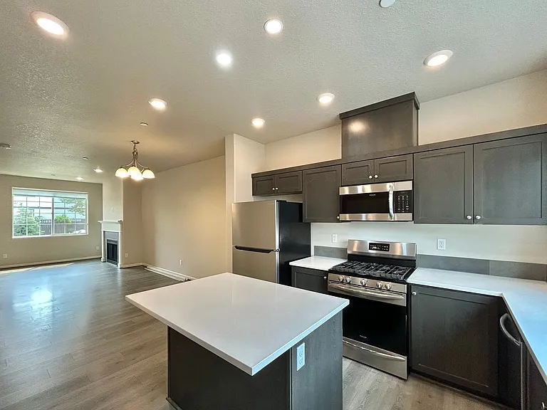 7211 NW Eleanor Ave — Photo 24