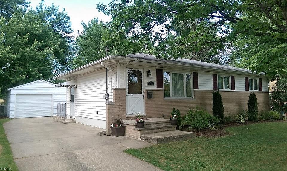 1st image of 342 Windsor Dr