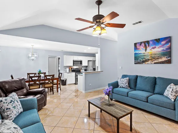 633 Delphinium Dr, Dallas, TX 75217