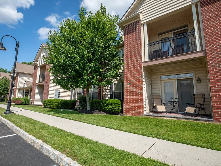 Amberley at Blue Bell Apartments — Photo 18
