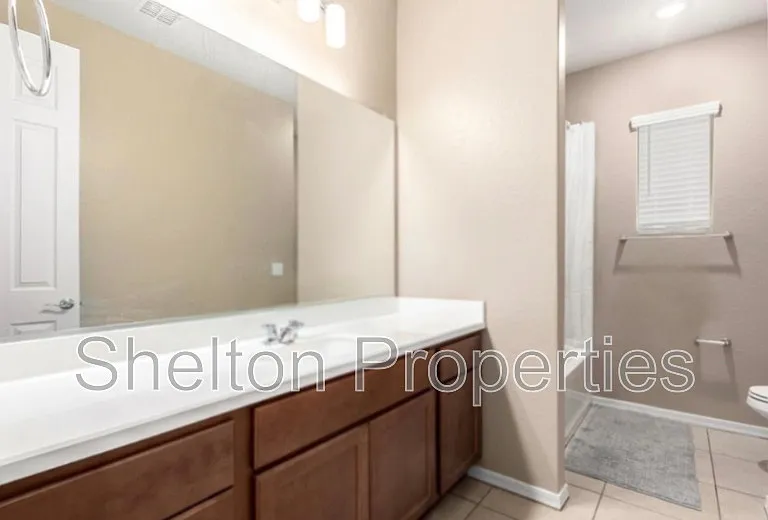 15062 W Portland St — Photo 18