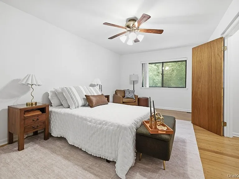 359 N Greeley Ave — Photo 13