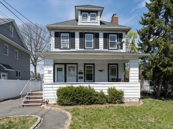 37 Catherine Street, Valley Stream, NY 11580