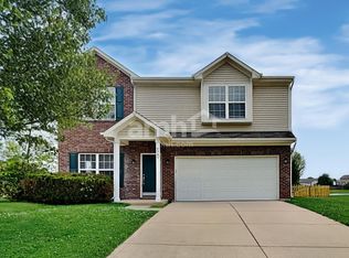 6905 N Garland Ct, McCordsville, IN