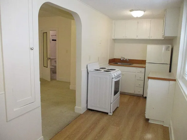 Annie Wright: Wilshire 514 — Photo 11