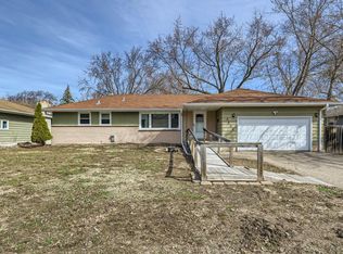 6926 36th Ave N, Crystal, MN 55427