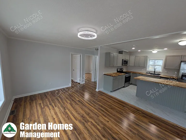 1942 Central Ave #15 — Photo 5