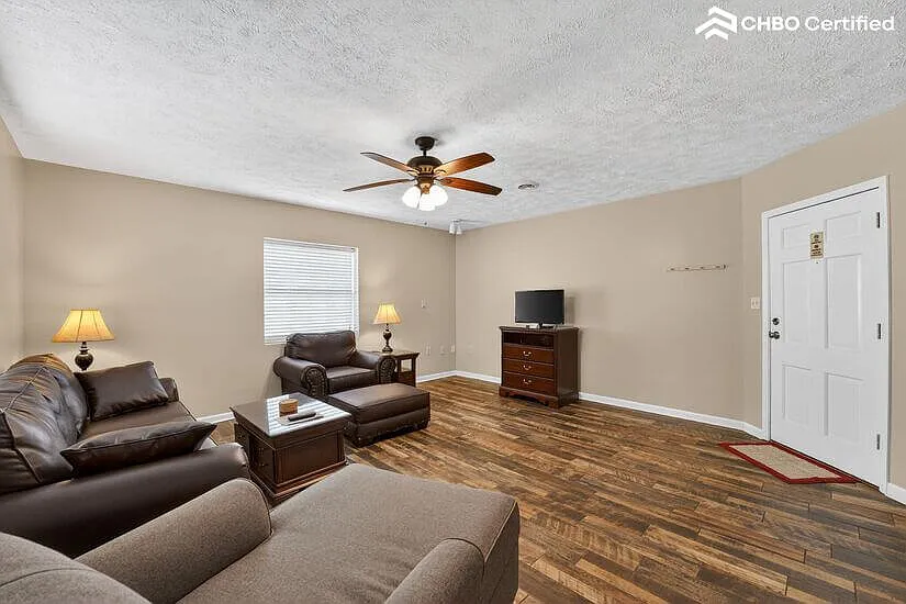 Fully Furnished Executive Apartment — Photo 2