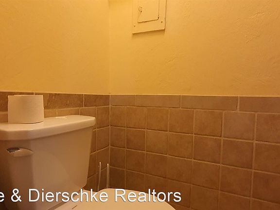 3rd image of 16 Avenue G Efficiency #1