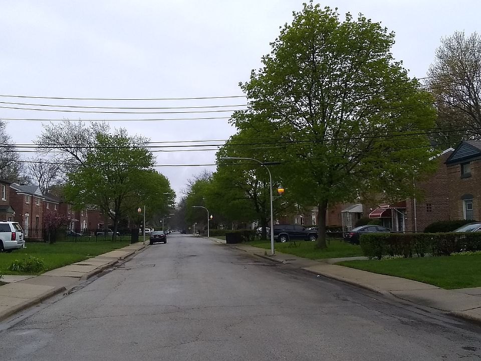 1st image of 9800 S Bensley Ave