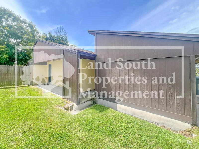2 bed, 2.0 bath, 1080 sqft, $1,595 — Photo 2