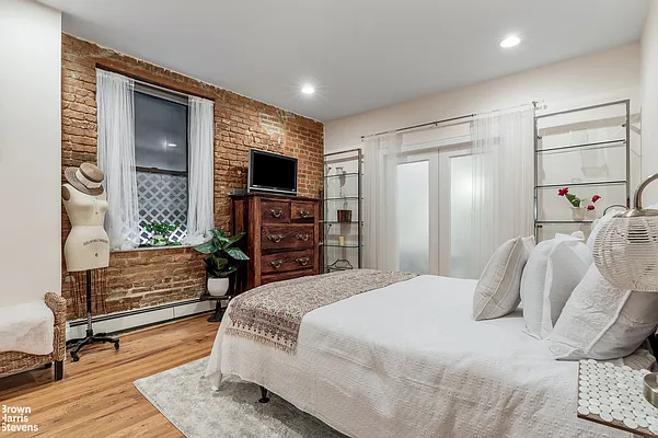 Rented by Brown Harris Stevens | media 11