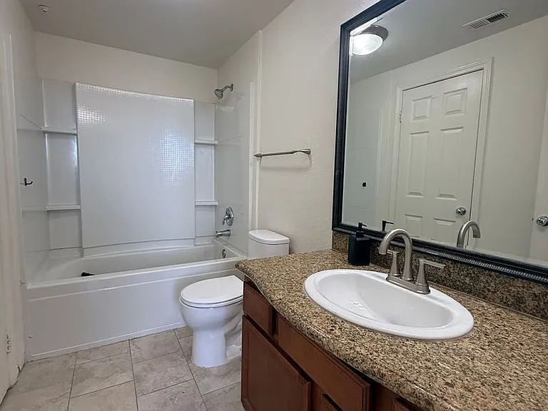 3845 Elijah Ct #637 — Photo 9